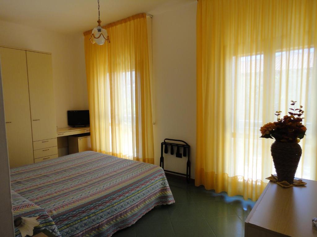 Hotel Silvestrino Стинтино Стая снимка