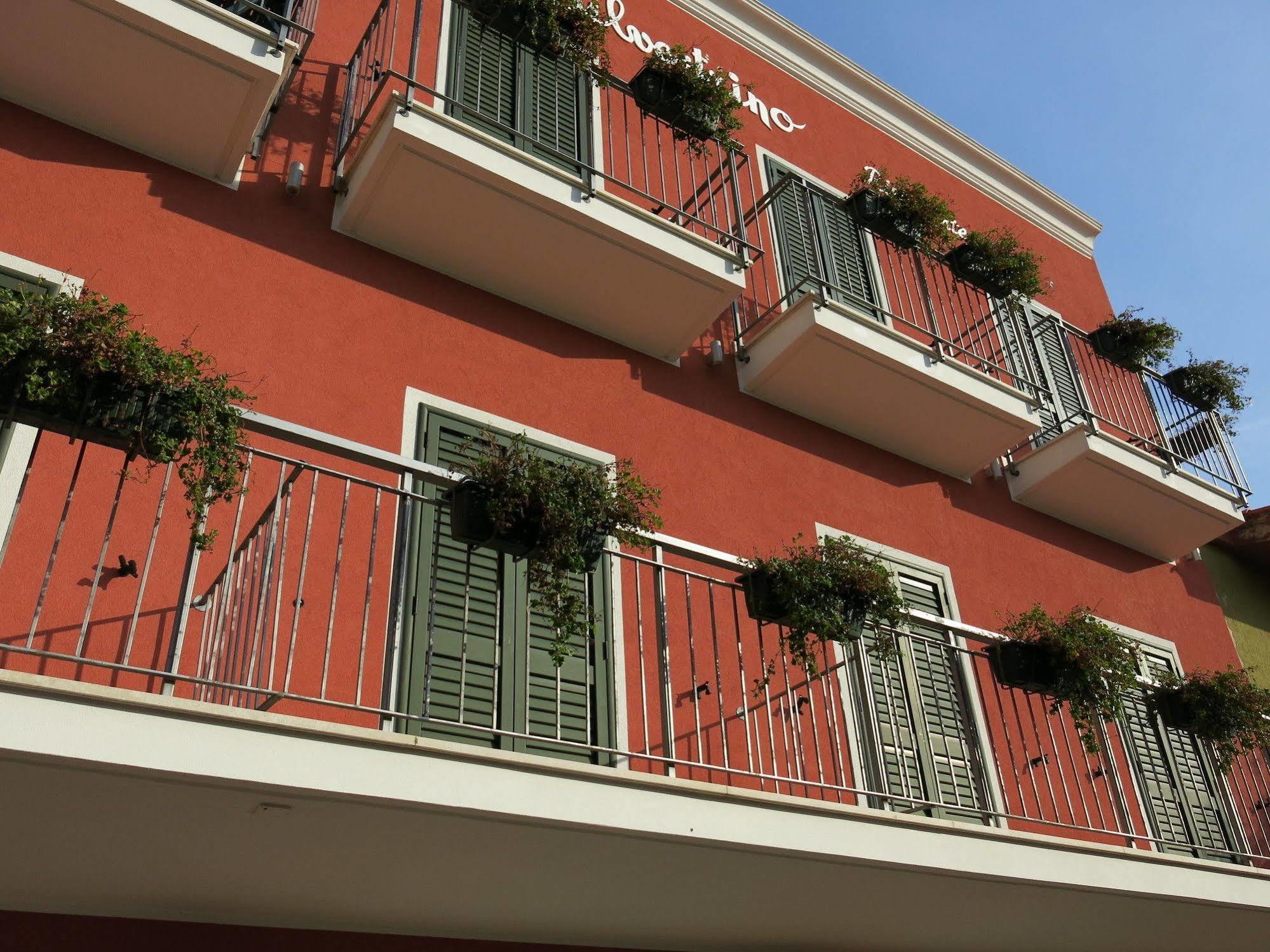 Hotel Silvestrino Стинтино Екстериор снимка